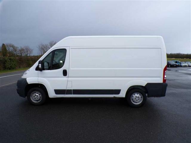 Peugeot Boxer image 3