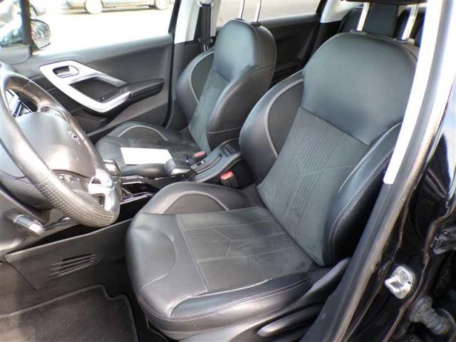 Peugeot 2008 image 5