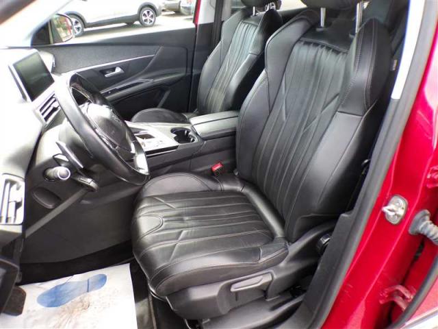 Peugeot 3008 image 1