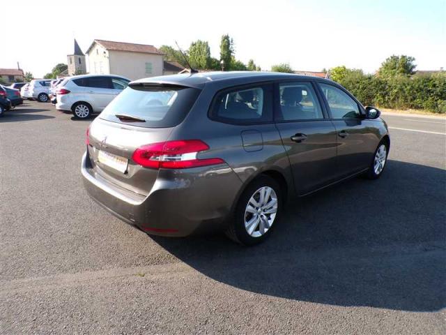 Peugeot 308 image 1