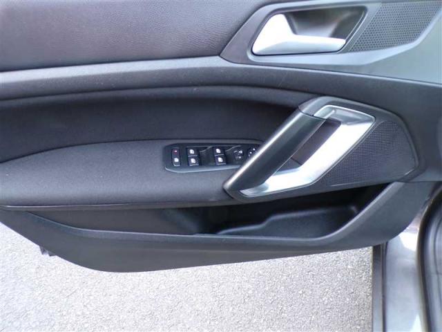 Peugeot 308 image 7
