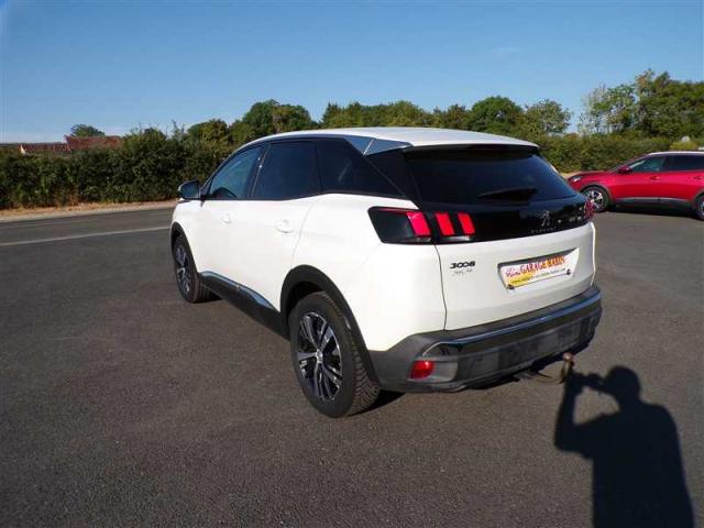 Peugeot 3008 image 8