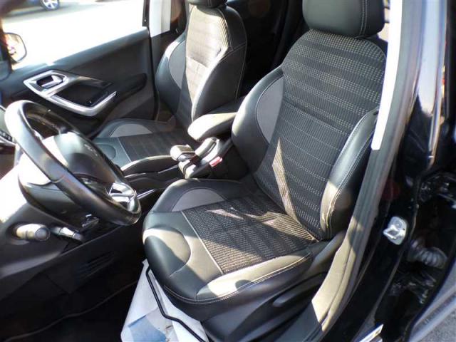 Peugeot 2008 image 5