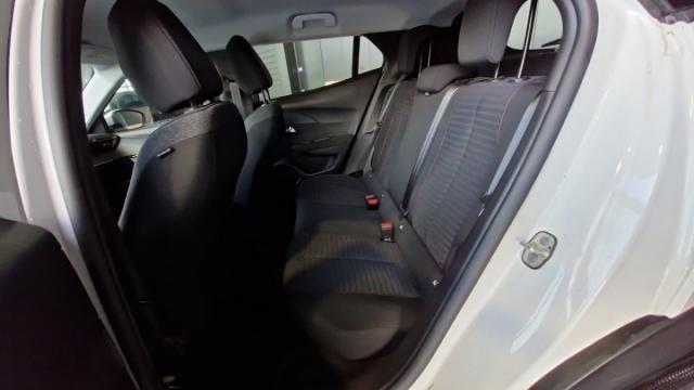 Peugeot 2008 image 5