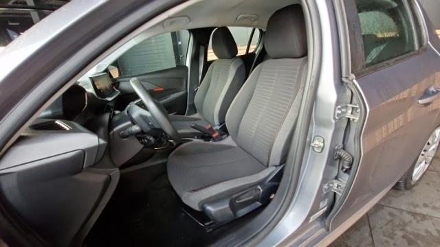 Peugeot 208 image 6