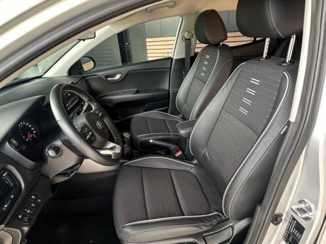 Kia Stonic image 9