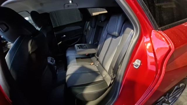 Peugeot 308 image 9