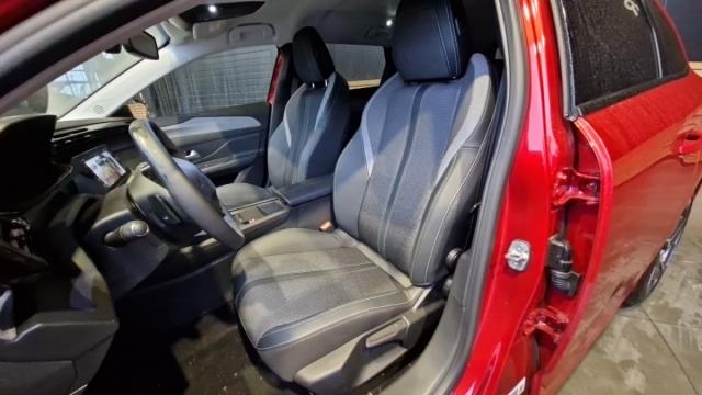 Peugeot 308 image 2