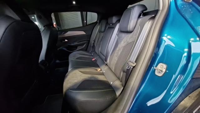 Peugeot 408 image 7