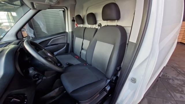 Fiat Doblo Cargo image 2