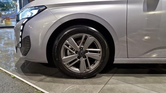 Peugeot 308 image 5
