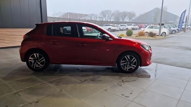 Peugeot 208 image 2