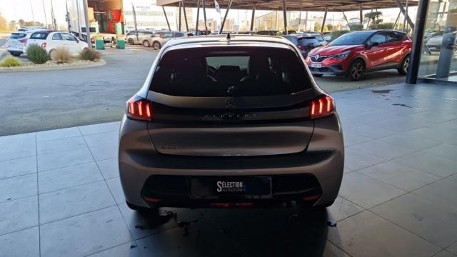 Peugeot 208 image 4