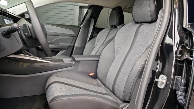 Peugeot 408 image 5