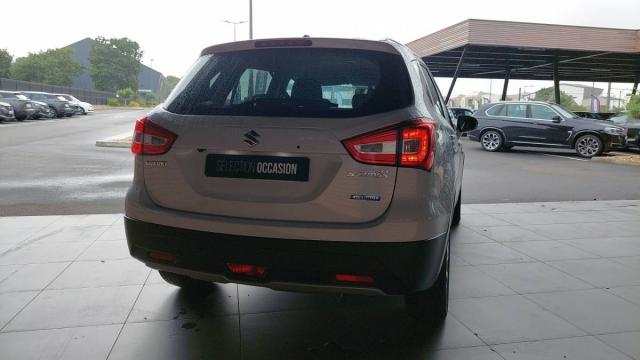 Suzuki S-Cross image 4