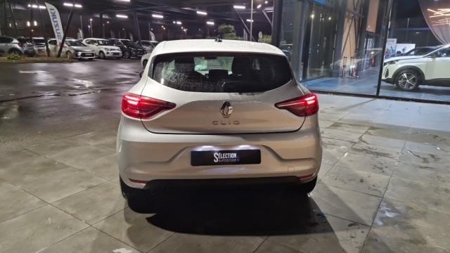 Renault Clio image 9