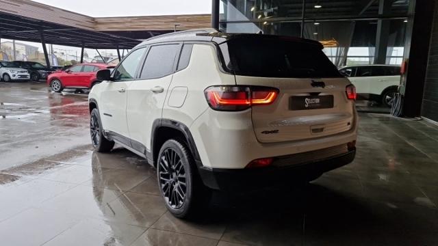 Jeep Compass image 1