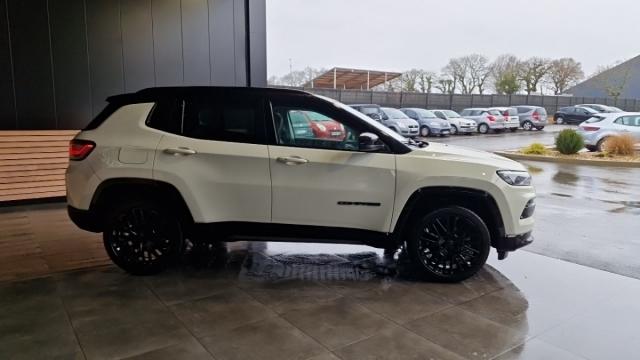 Jeep Compass image 5