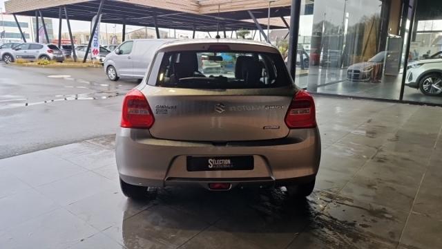 Suzuki Swift image 8