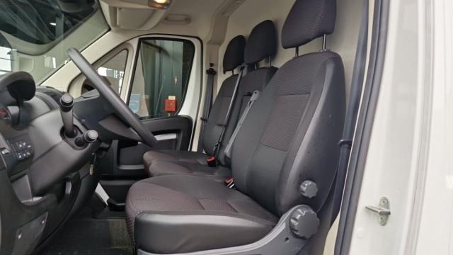 Peugeot Boxer image 6