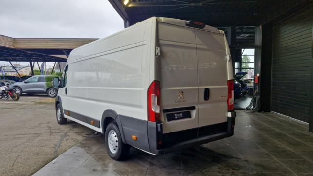 Peugeot Boxer image 8