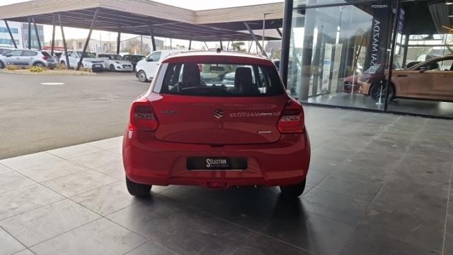 Suzuki Swift image 3
