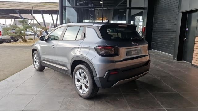 Jeep Avenger image 7