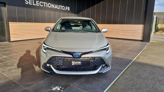 Toyota Corolla image 2