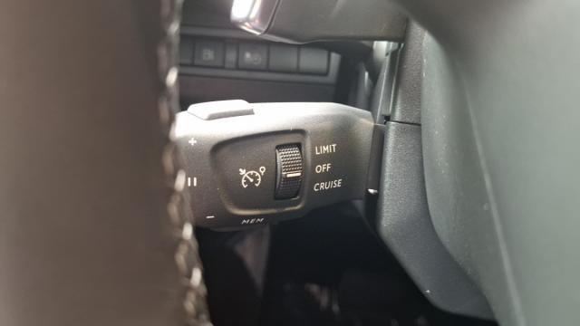 Peugeot 3008 image 4