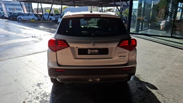 Suzuki Vitara image 9