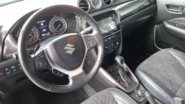 Suzuki Vitara image 2