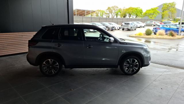 Suzuki Vitara image 4