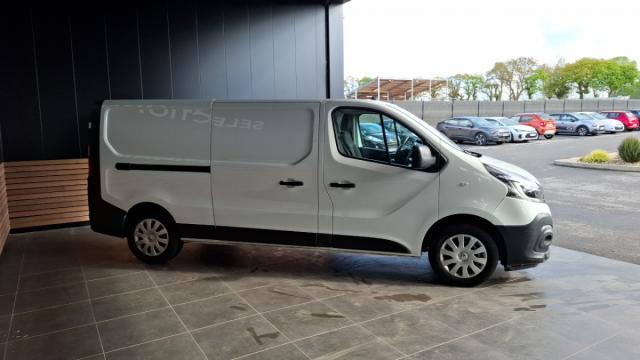 Renault Trafic image 8
