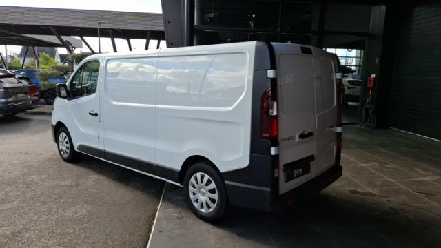 Renault Trafic image 4