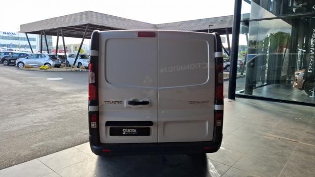 Renault Trafic image 9