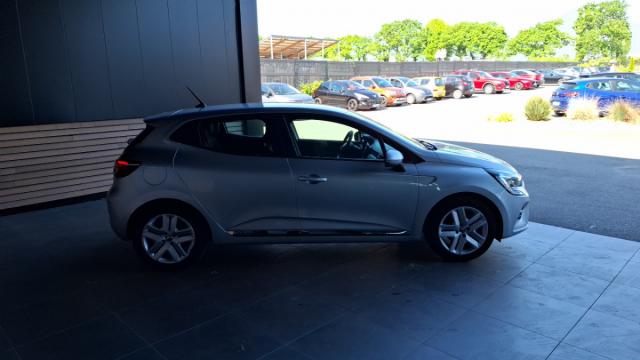 Renault Clio image 9