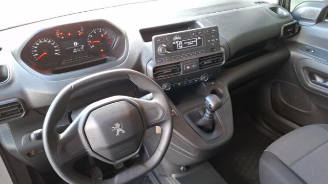 Peugeot Partner image 7