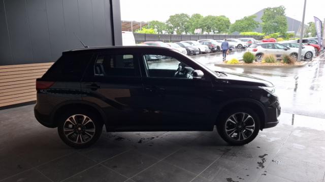 Suzuki Vitara image 1