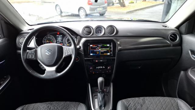 Suzuki Vitara image 3