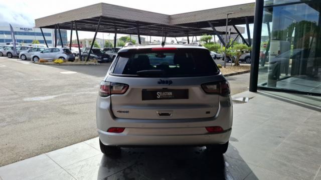 Jeep Compass image 2