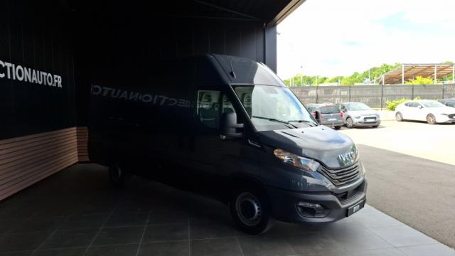 Iveco Daily image 1