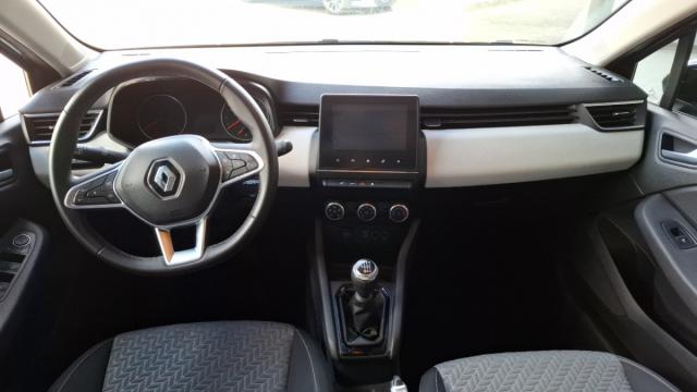 Renault Clio image 9