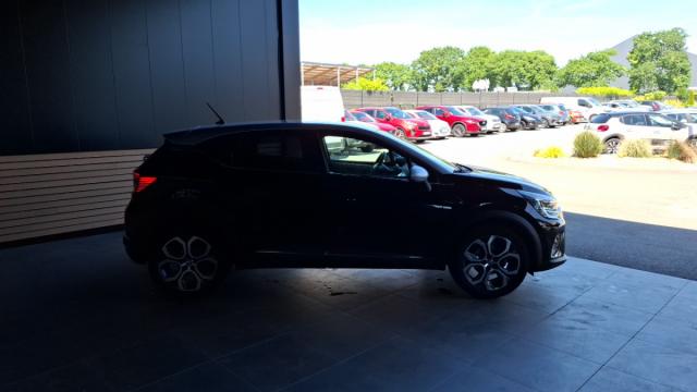 Renault Captur image 2