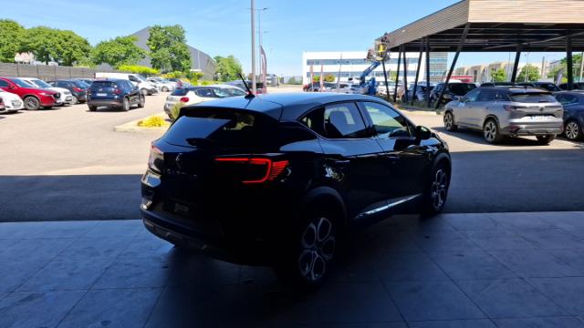 Renault Captur image 8