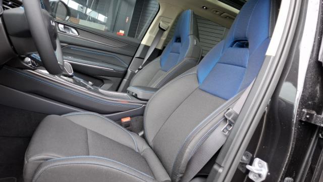 Lynk & Co 01 image 8