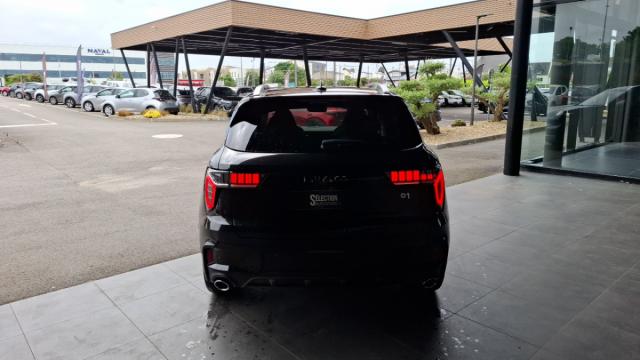 Lynk & Co 01 image 9