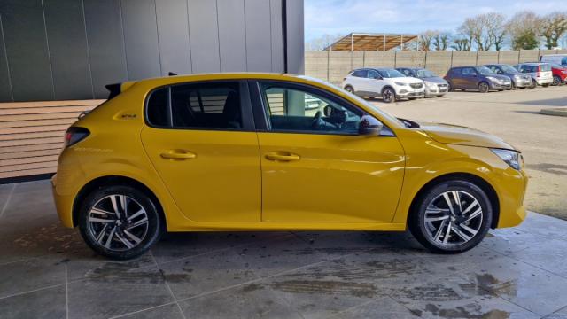 Peugeot 208 image 9