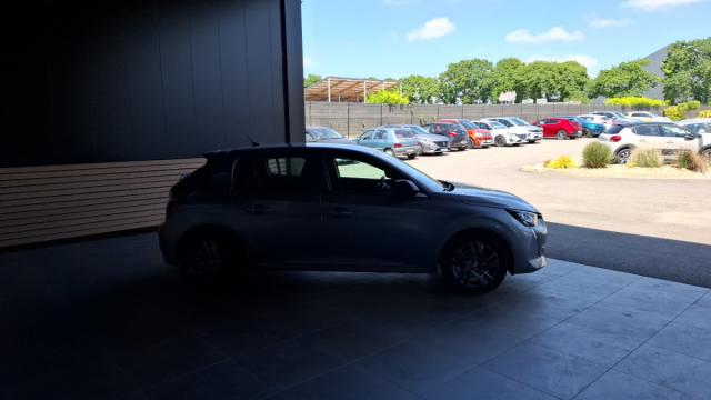Peugeot 208 image 2