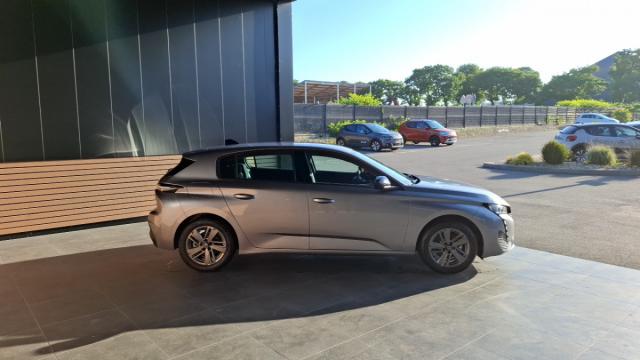 Peugeot 308 image 2