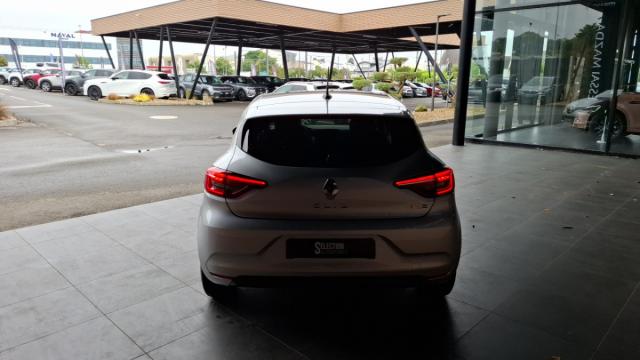 Renault Clio image 8